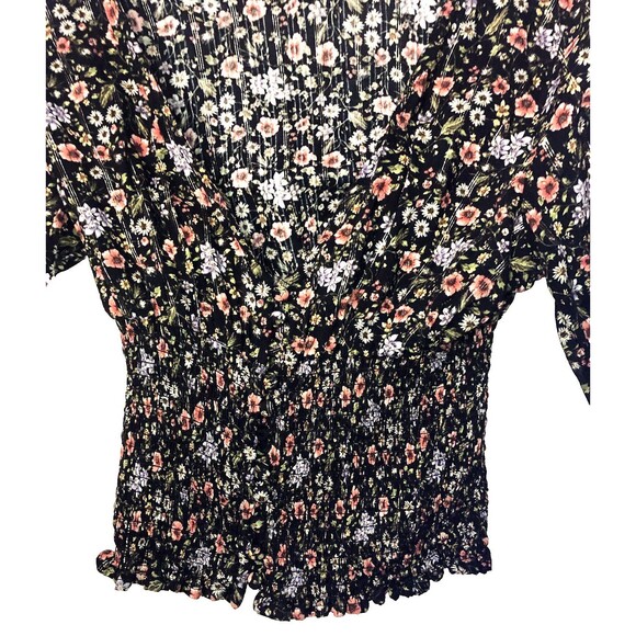 Forever 21 Floral Crop Blouse M Shirred Peasant Prairie Hippie Boho Black Pink - Picture 2 of 6